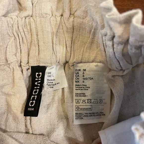 H&M paper bag linen blend shorts - Picture 2 of 2